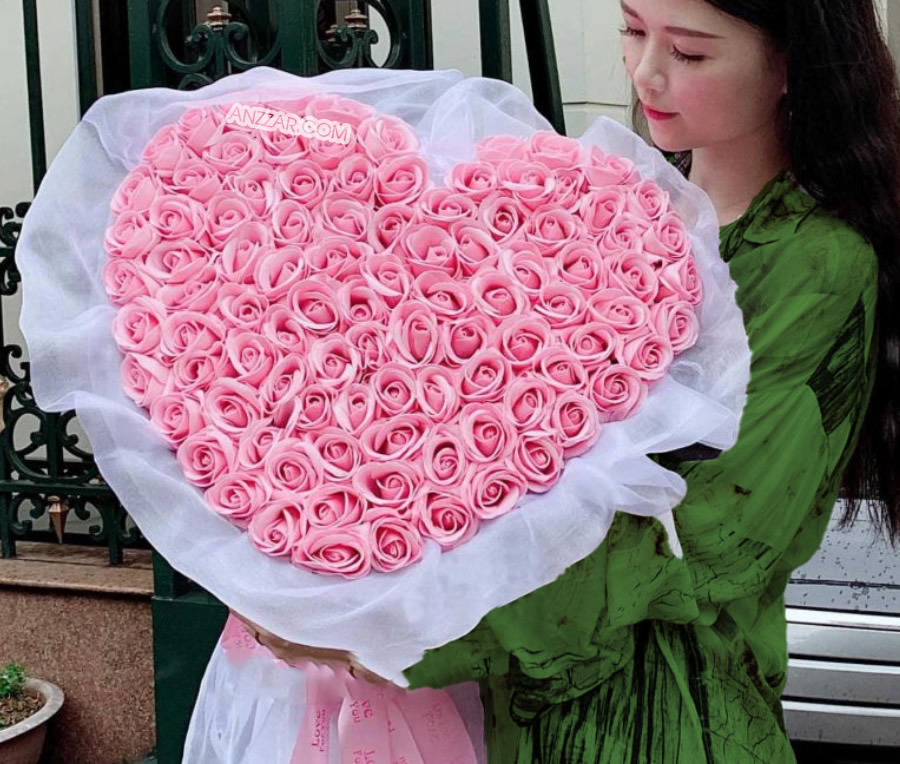 Hoa hồng s&aacute;p b&oacute; to